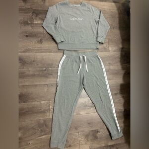 2 Piece Calvin Klein Heather Gray Lounge Set